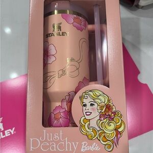 Stanley Just Peachy Barbie Water Bottle - Pink